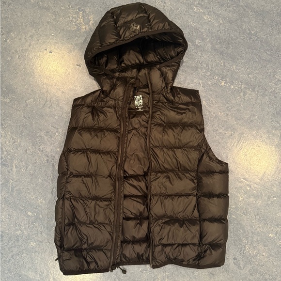 Aritzia the Little Puff Vest Size Xs Black - Picture 2 of 3